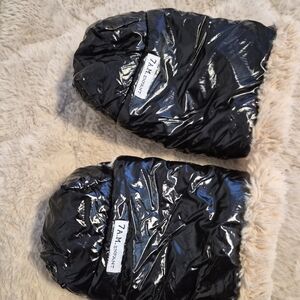 7AM Enfant Black Warmmuffs Polar Black